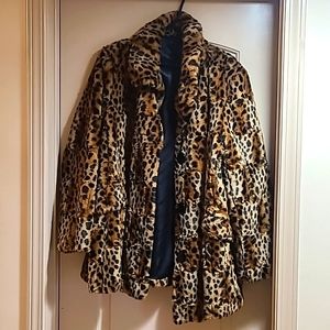 Gallery Woman's Coat Size L In perfect condition
